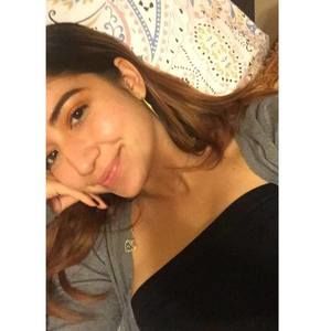 Meet your Posher, Alyssa